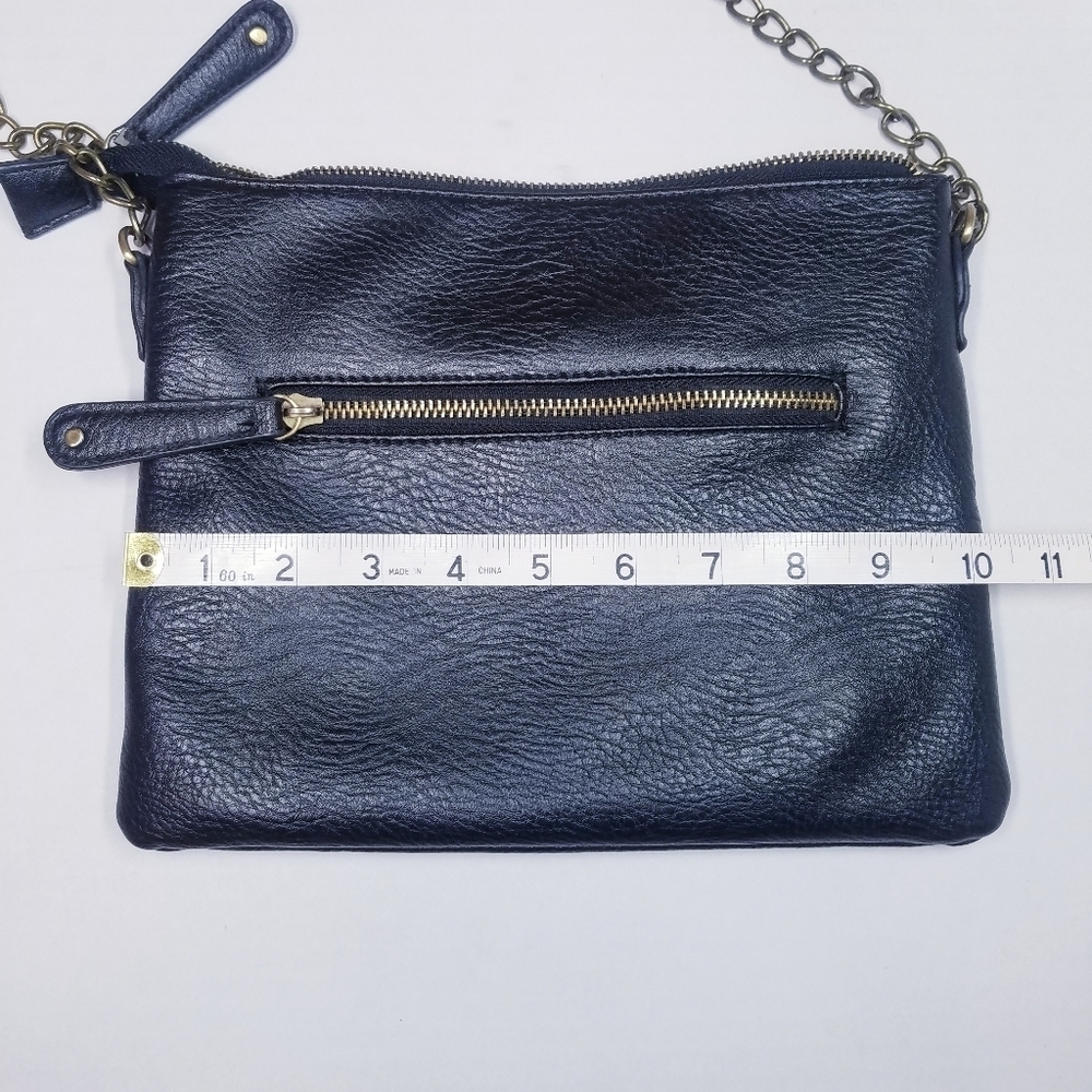 🌸Vegan Leather Gold Stud Purse + Chain - Picture 5 of 9